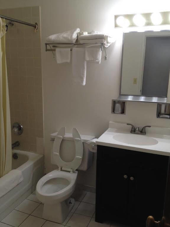 Tappan Zee Hotel ウエスト・ナイアック エクステリア 写真